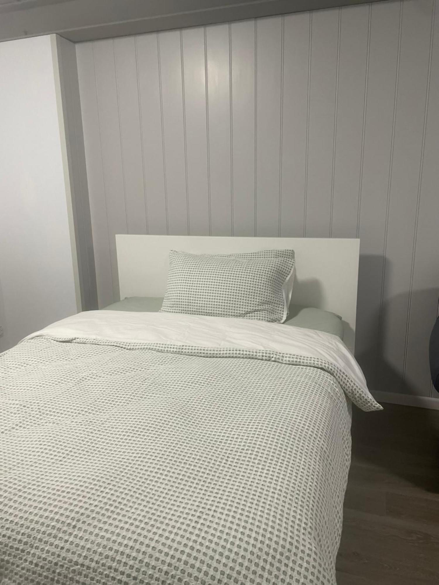 Spacious Studio Unit Rochedale South Екстериор снимка